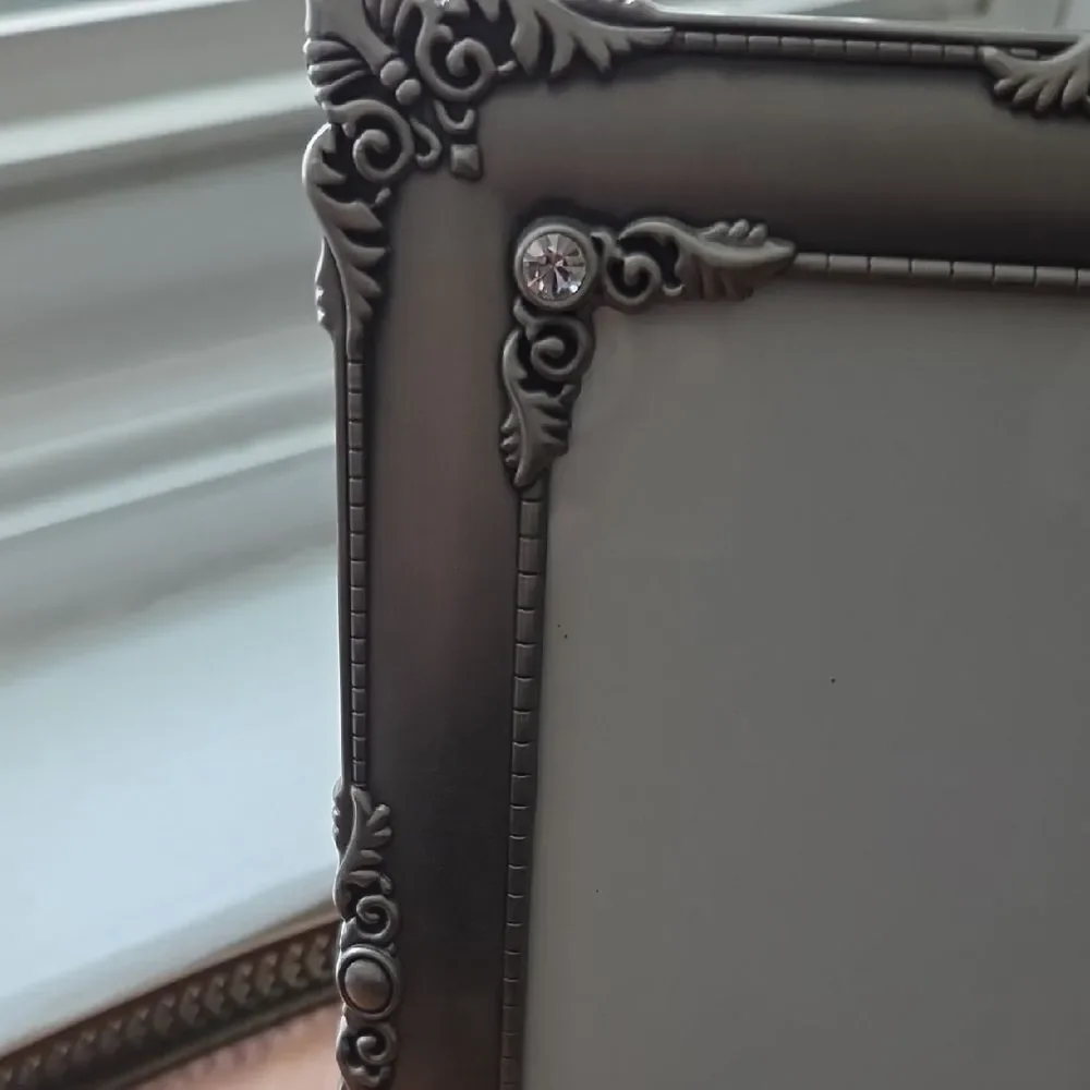 Elegant Silver Photo Frame